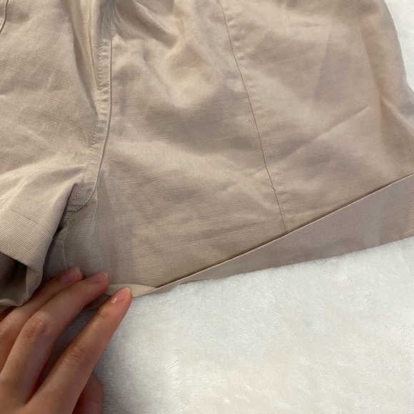 Aritzia Wilfred Free shorts - Picture 3 of 4